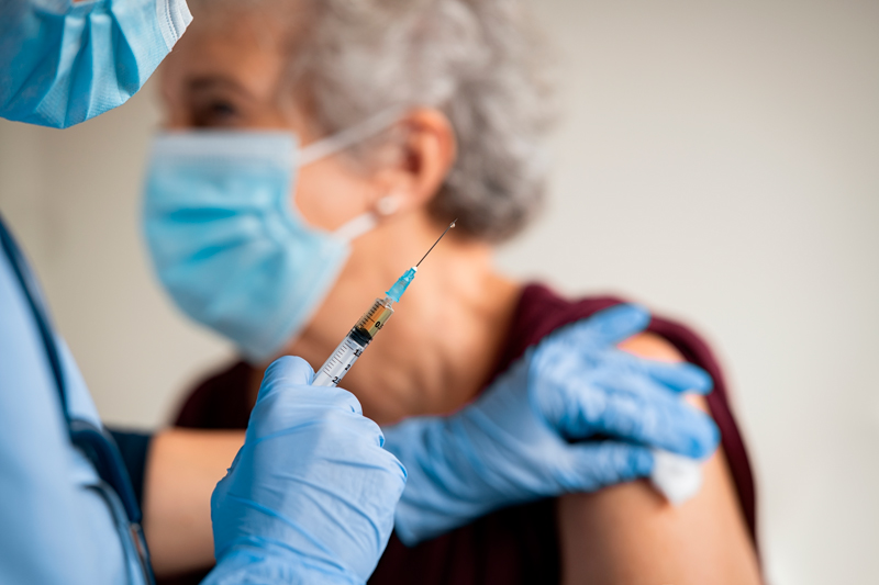 COVID-19: tenho diabetes, preciso mesmo me vacinar?